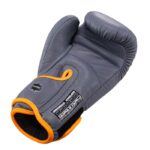 King Pro Platinum Boxing Gloves - Image 6